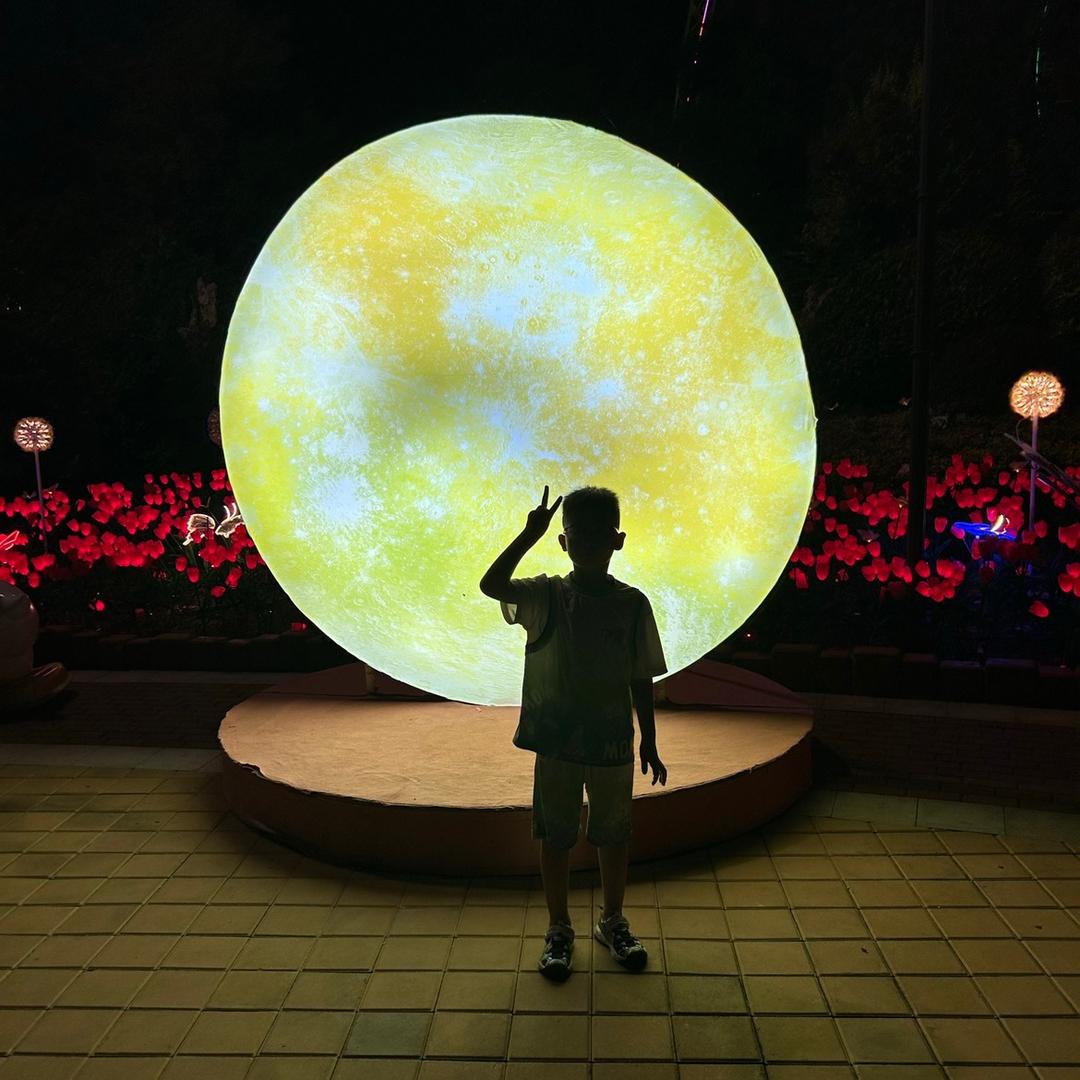 孟孟。