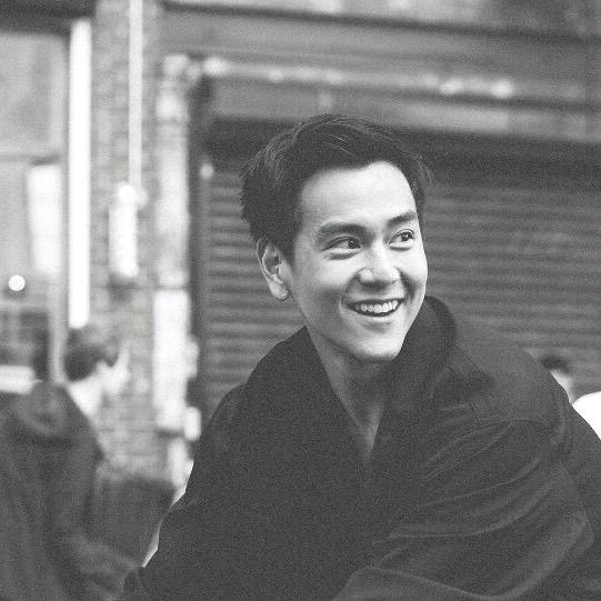 左右