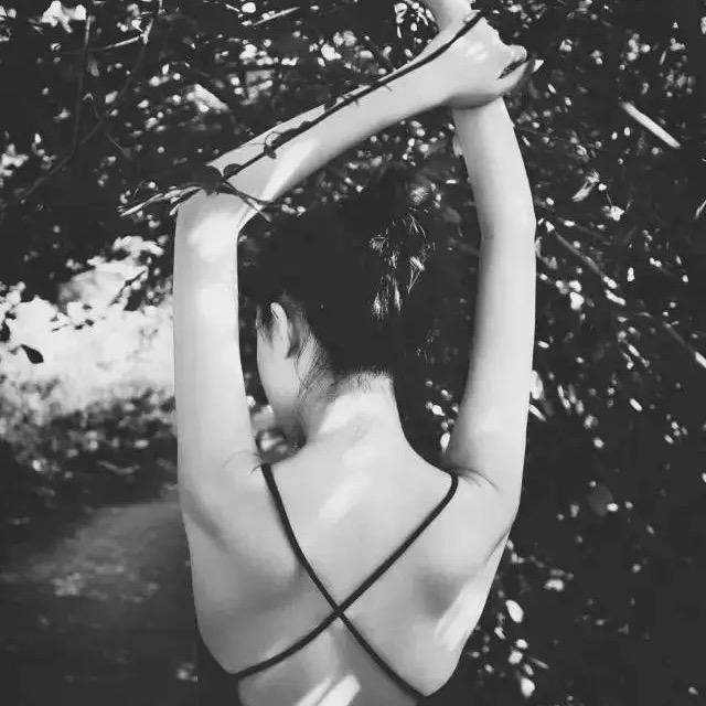 南西·轻奢女装