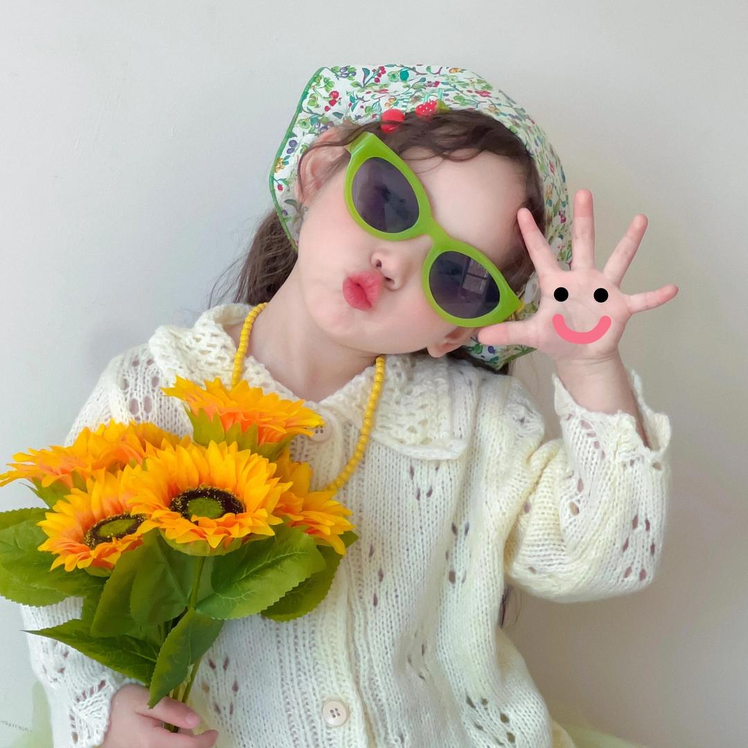 F̤̮a̤̮i̤̮r̤̮y̤̮.