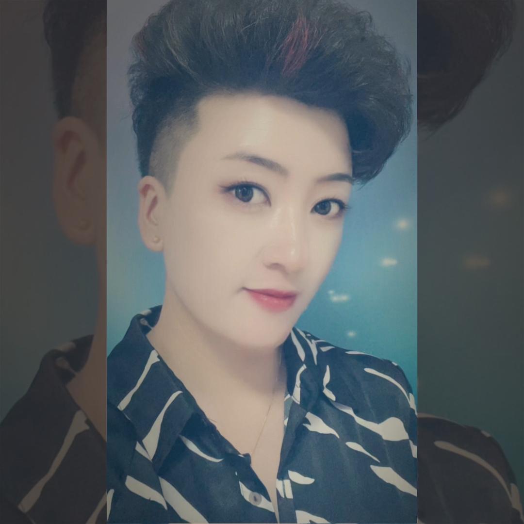 哈姐💫爱唱歌🎙️