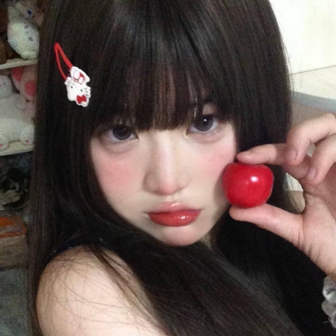 吃樱桃💜🍒