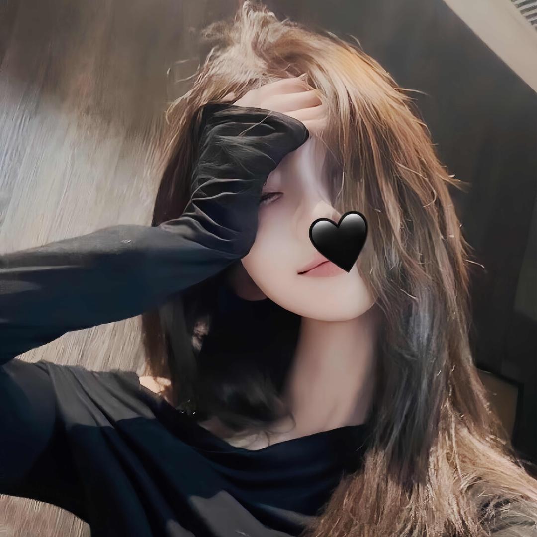 _ HUANG 🤍