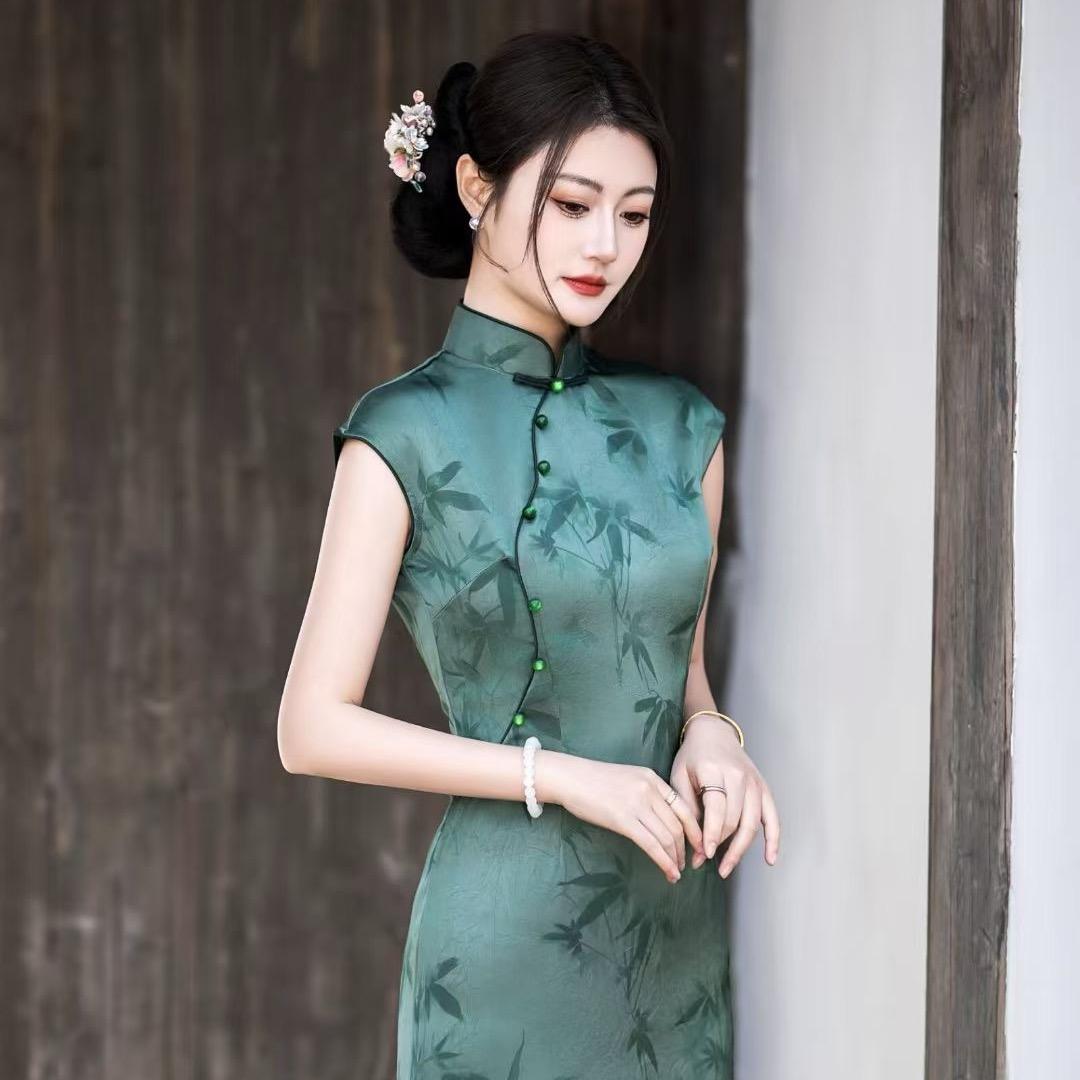 丝与森新中式服饰