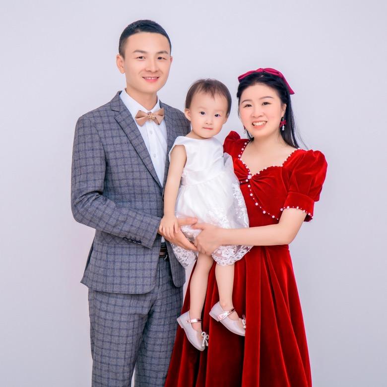 芮妈❤️幸福一家人