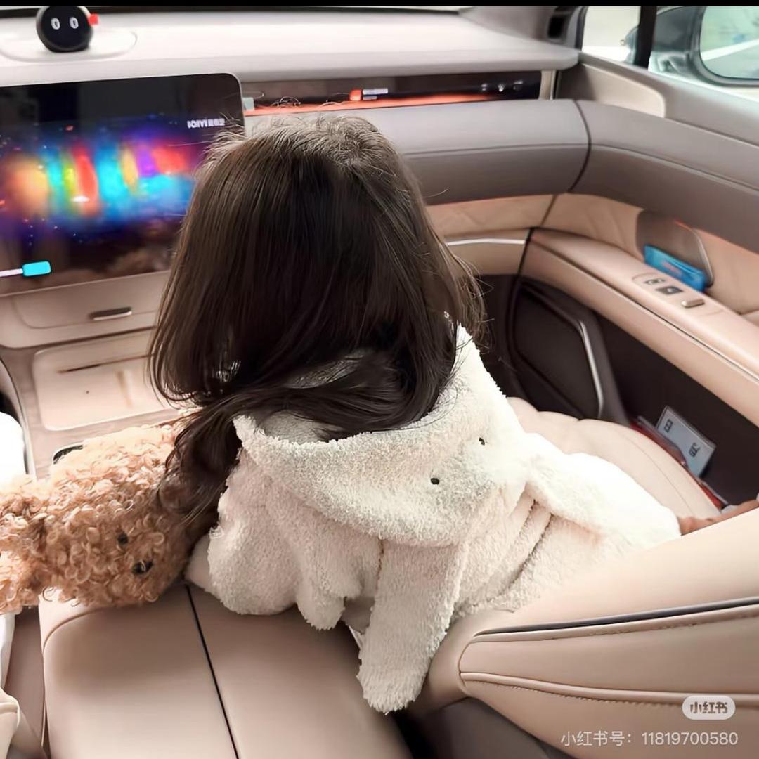 小鑫（睡不够版）