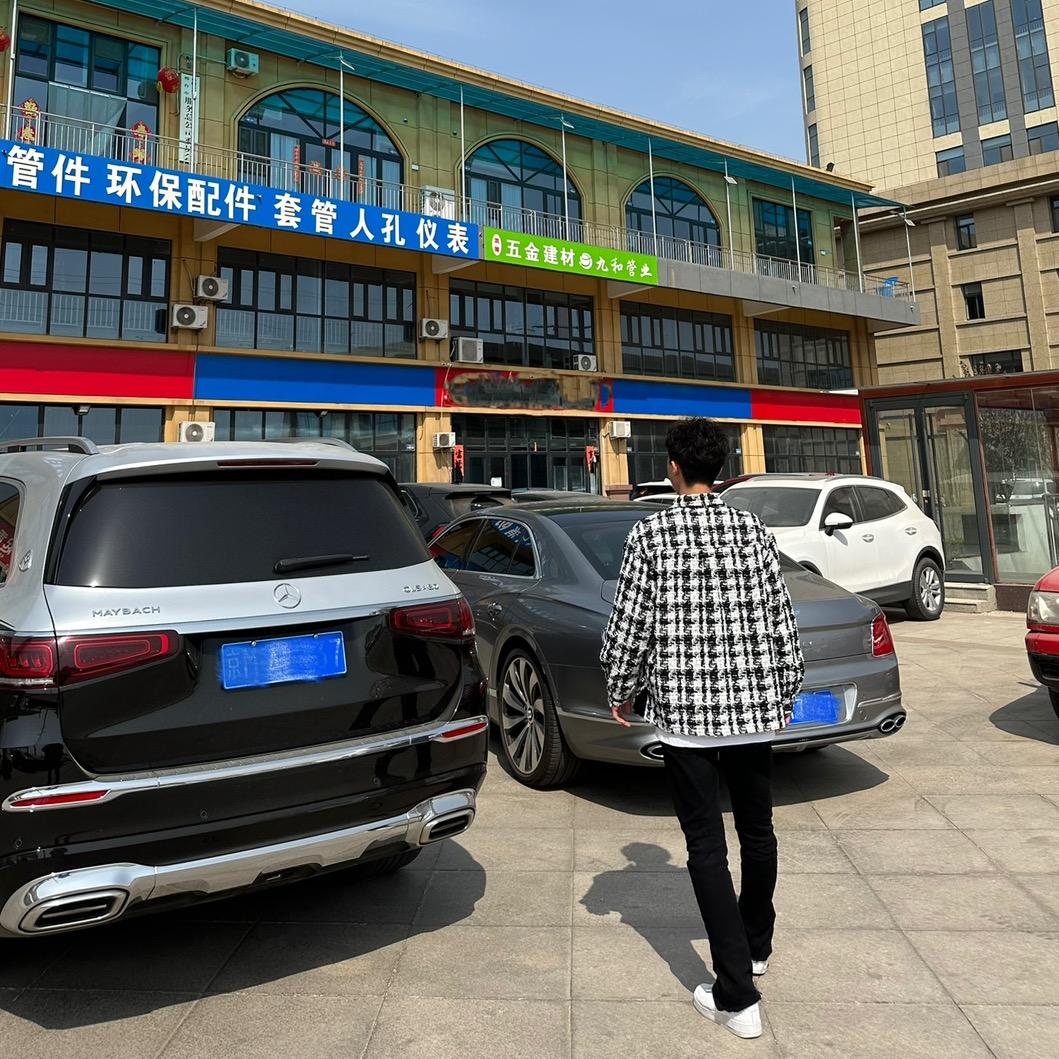 开巴赫（邢台汽车租赁）