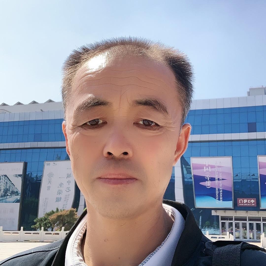 赫老二皮衣：厂家批发