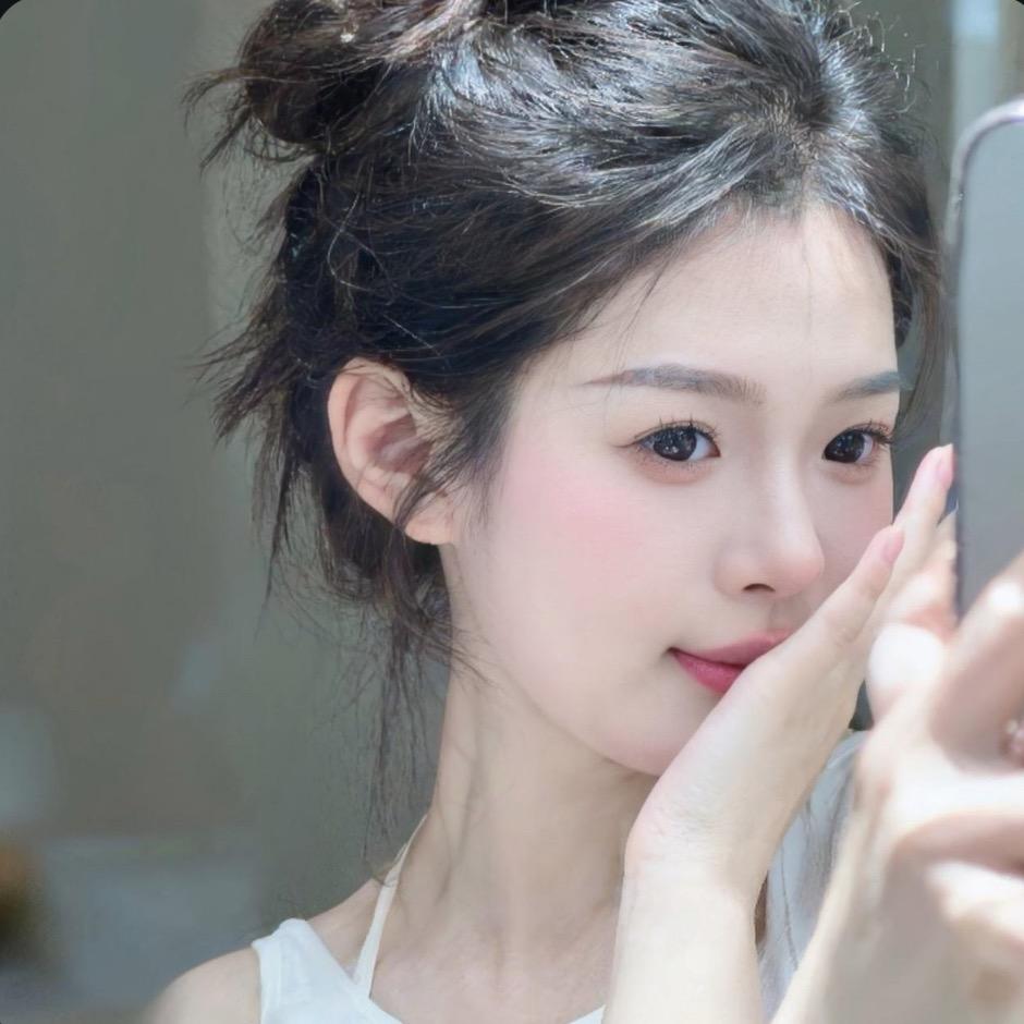 -小 彤🥯
