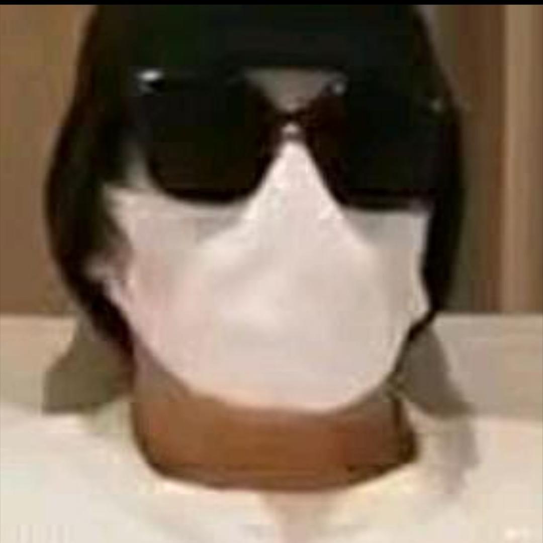 头顶怎么尖尖的