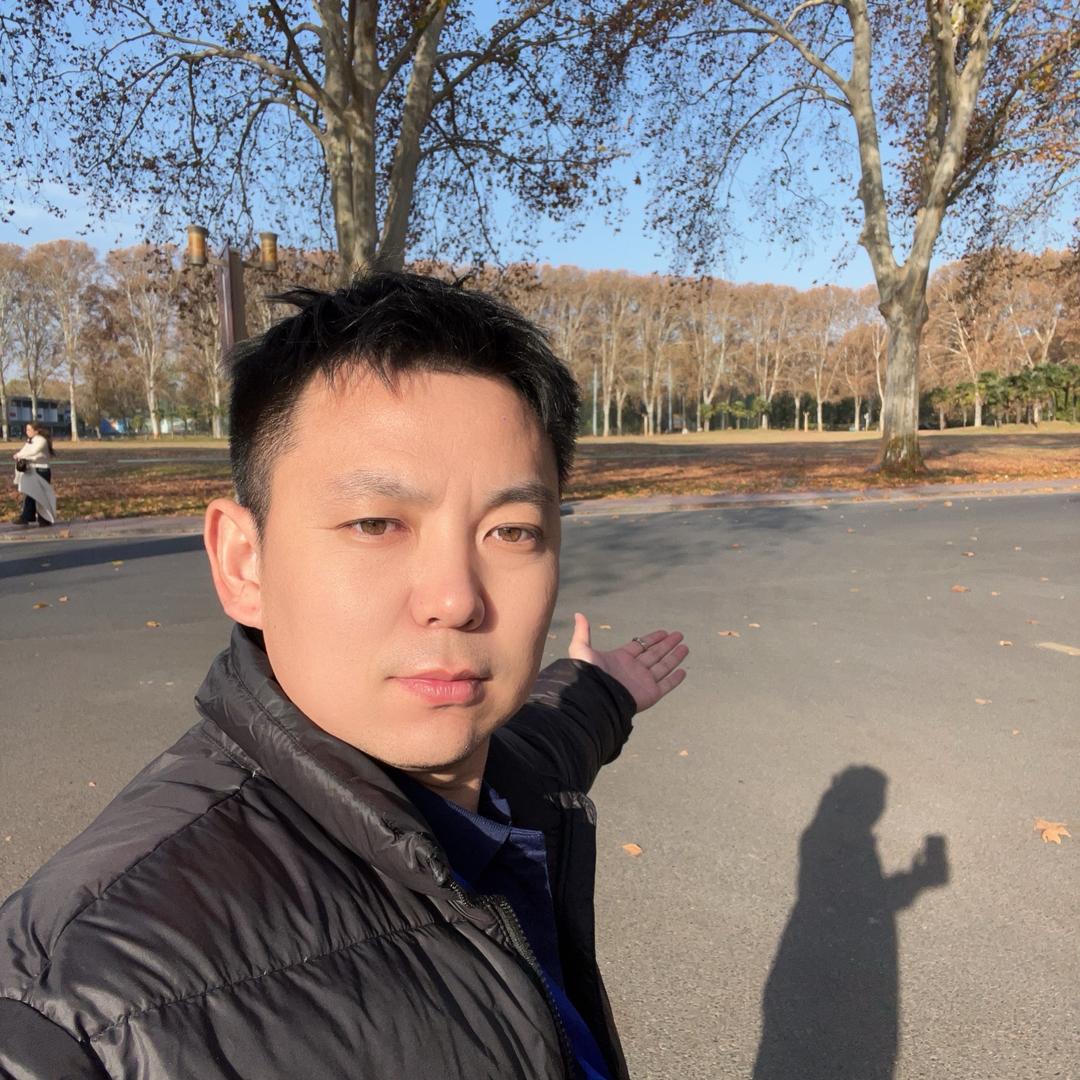 东哥是颜狗