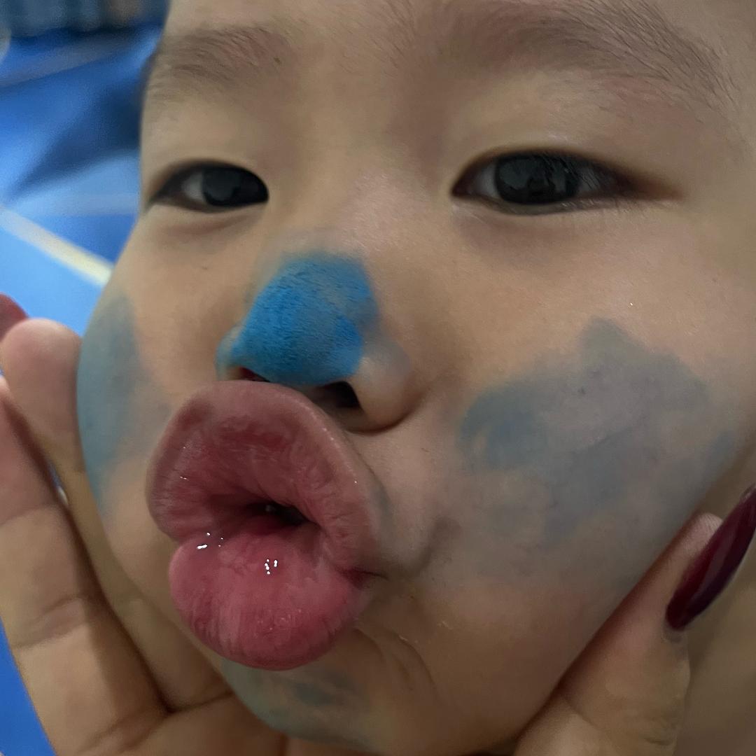 悠悠.