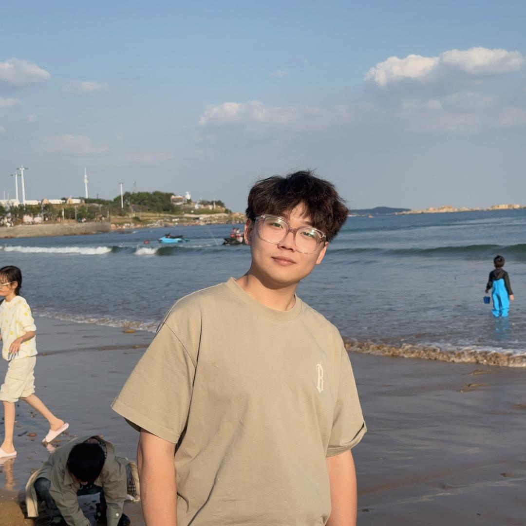 小宇^