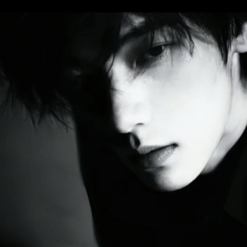 钟爱美式☕️。