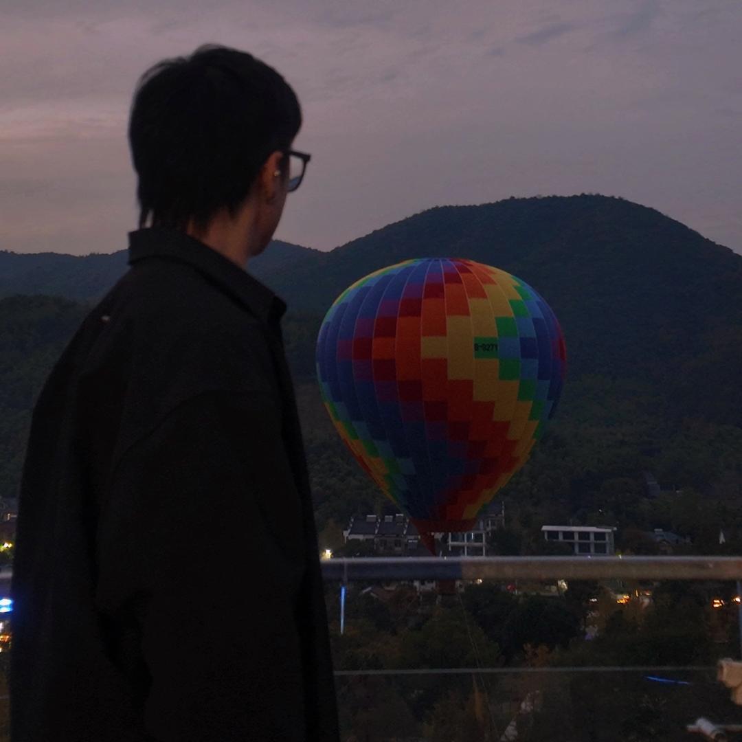 悠悠童话童装《耀选好物》