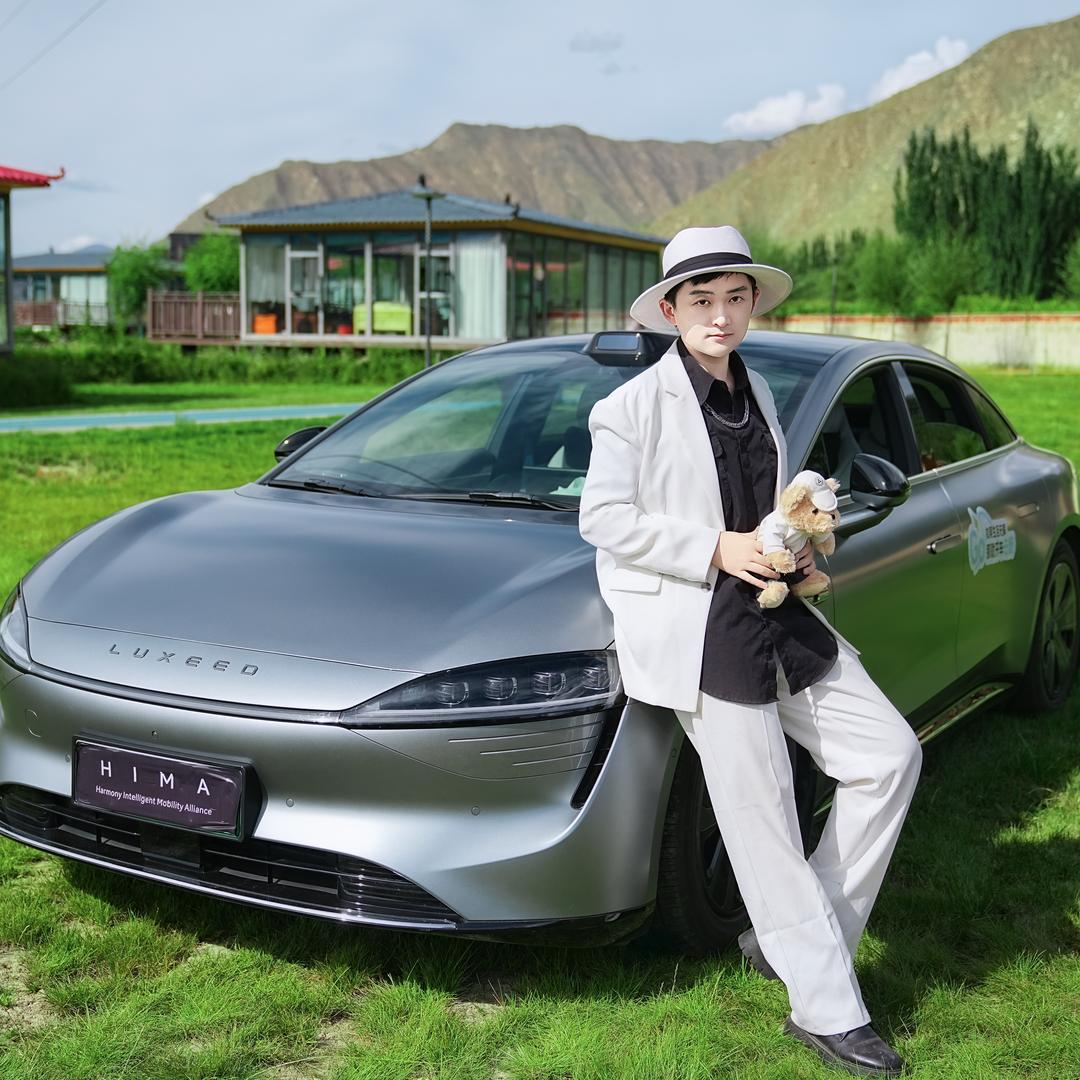 来到拉萨的小文