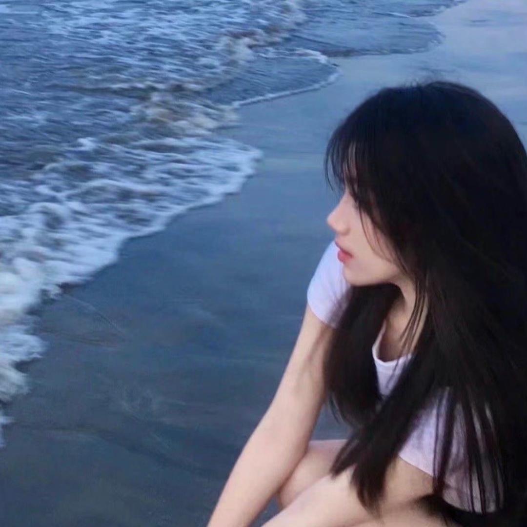 莹.