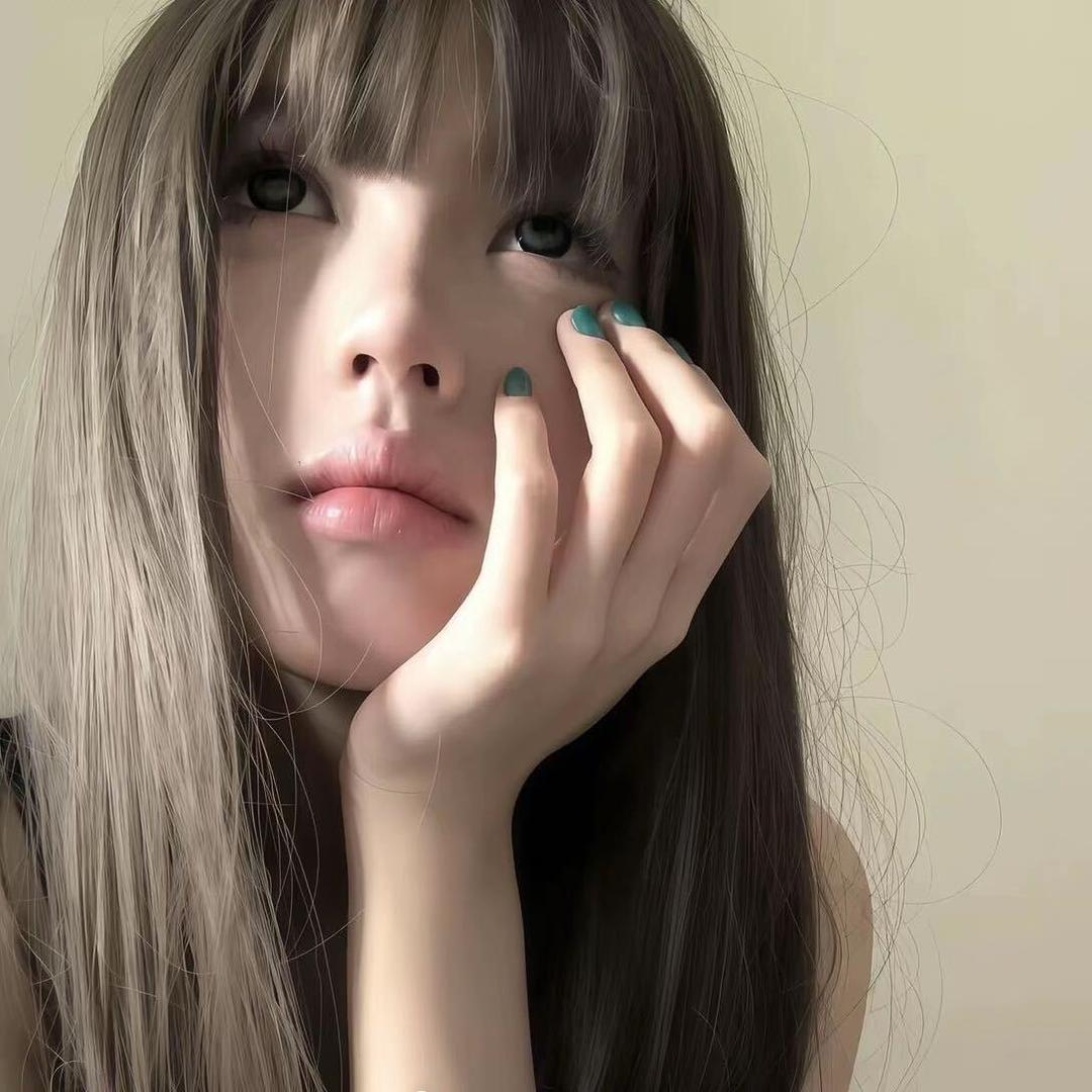 ^ ^