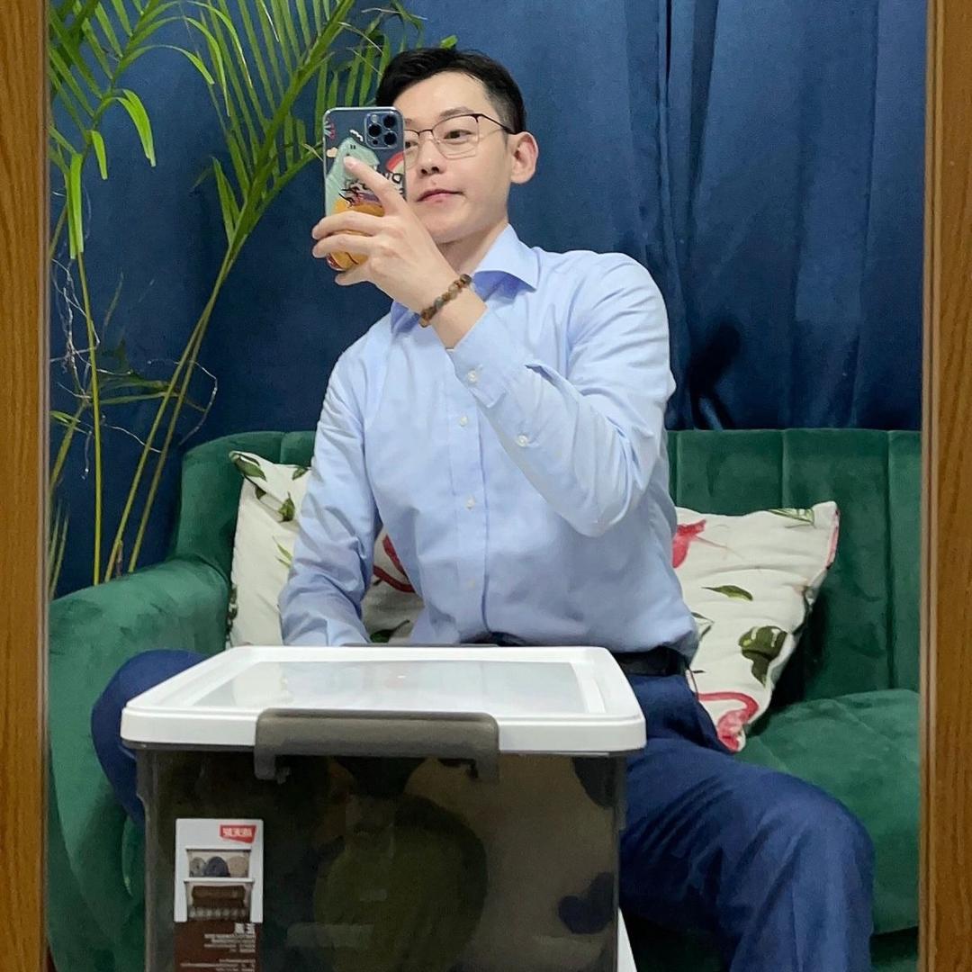 伤心的大螃蟹🦀