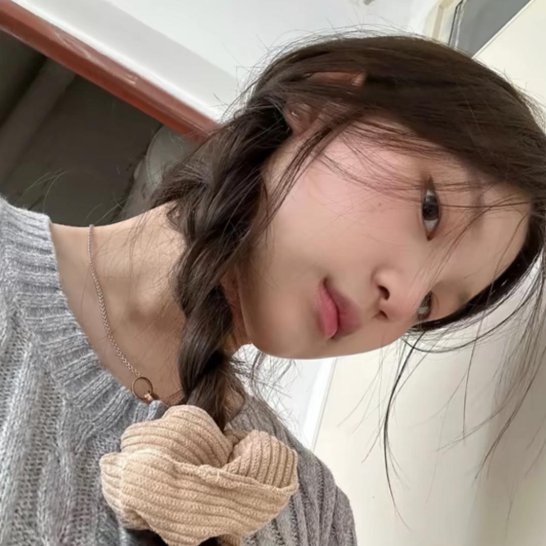易欢.