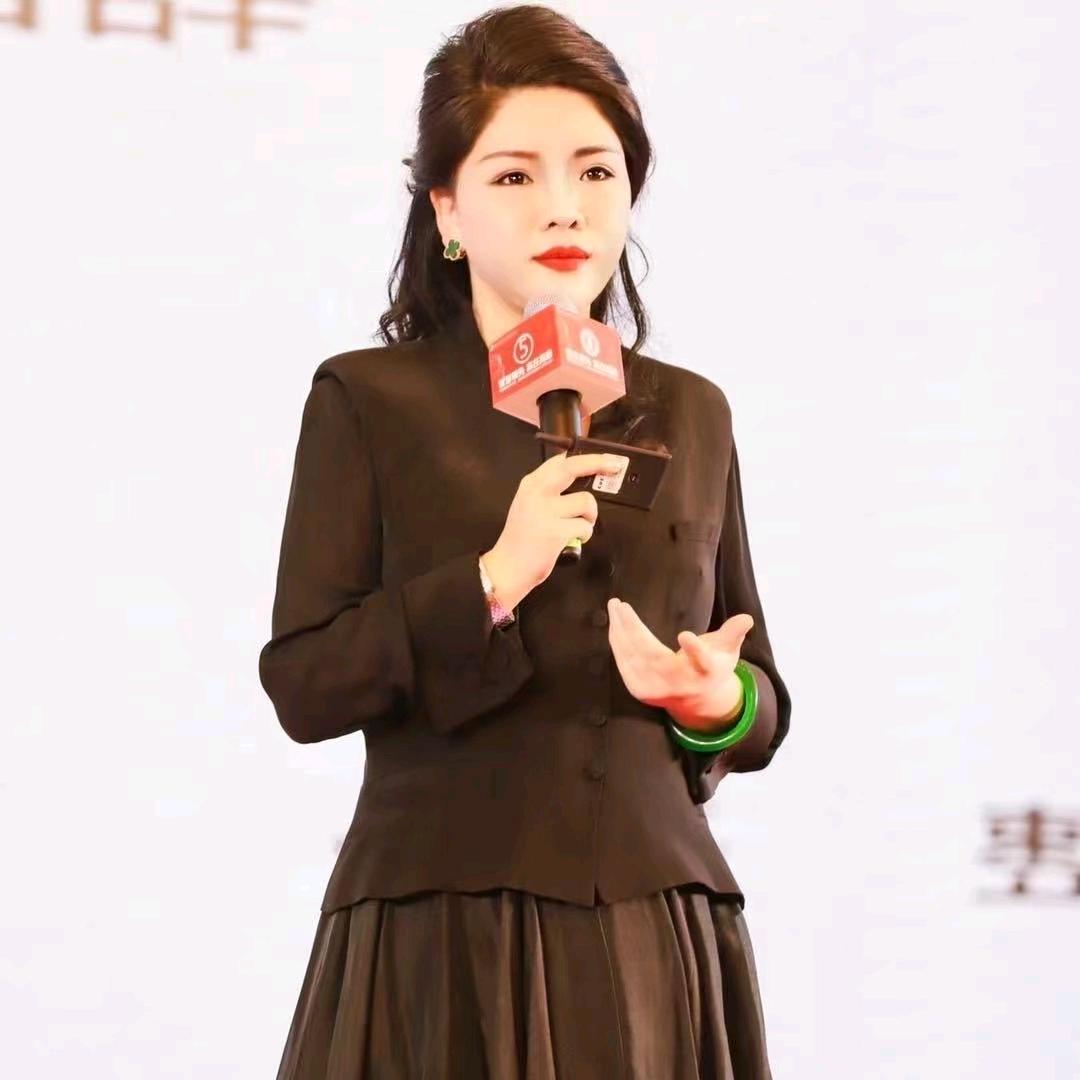 易臻国际丁老师