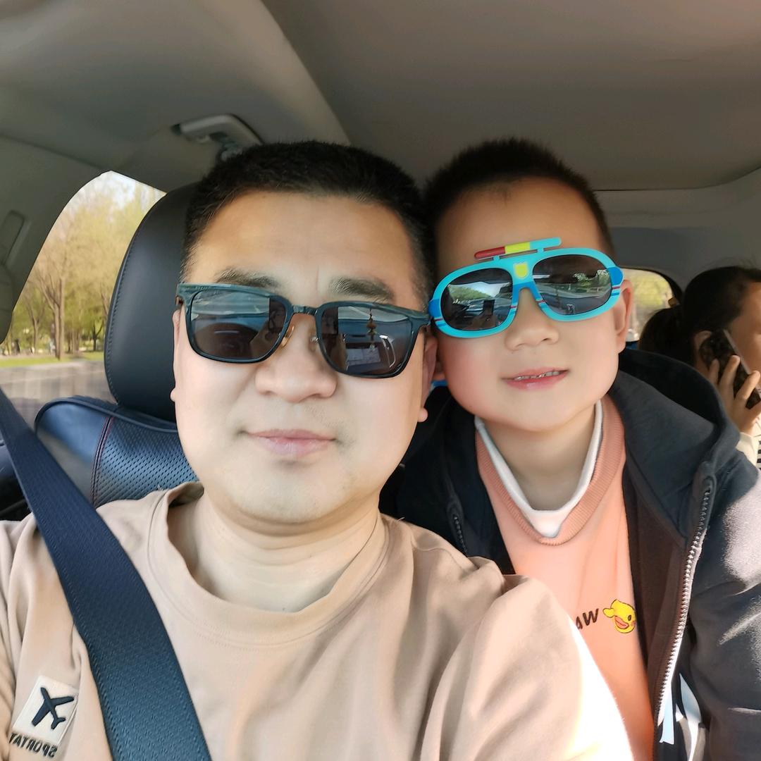 瀚仔与轩仔