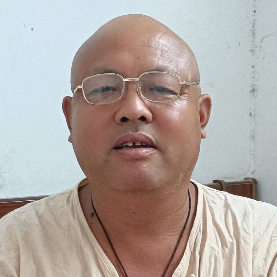 余小明