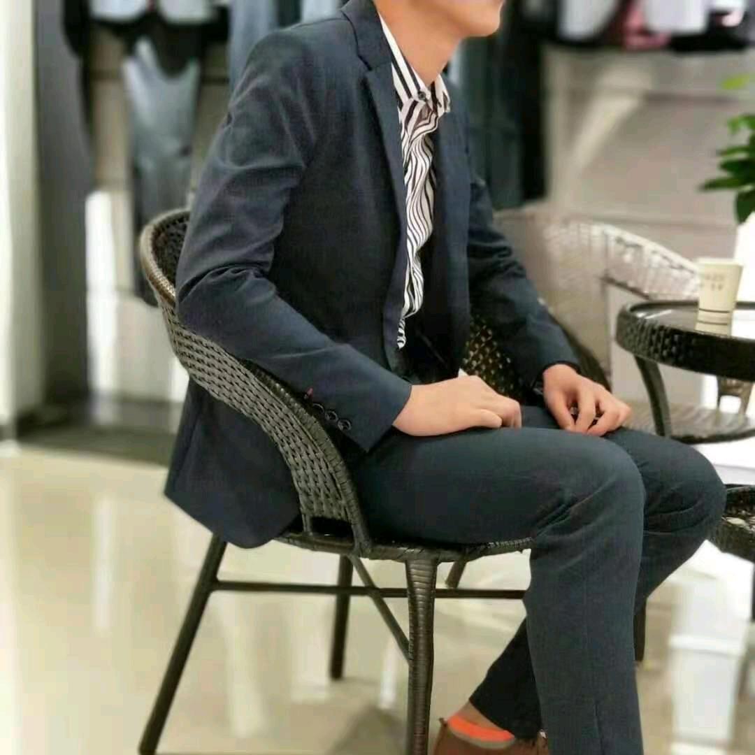 杨然