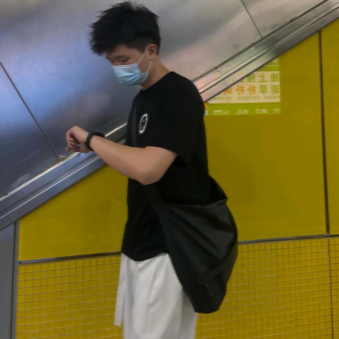 今天是大白