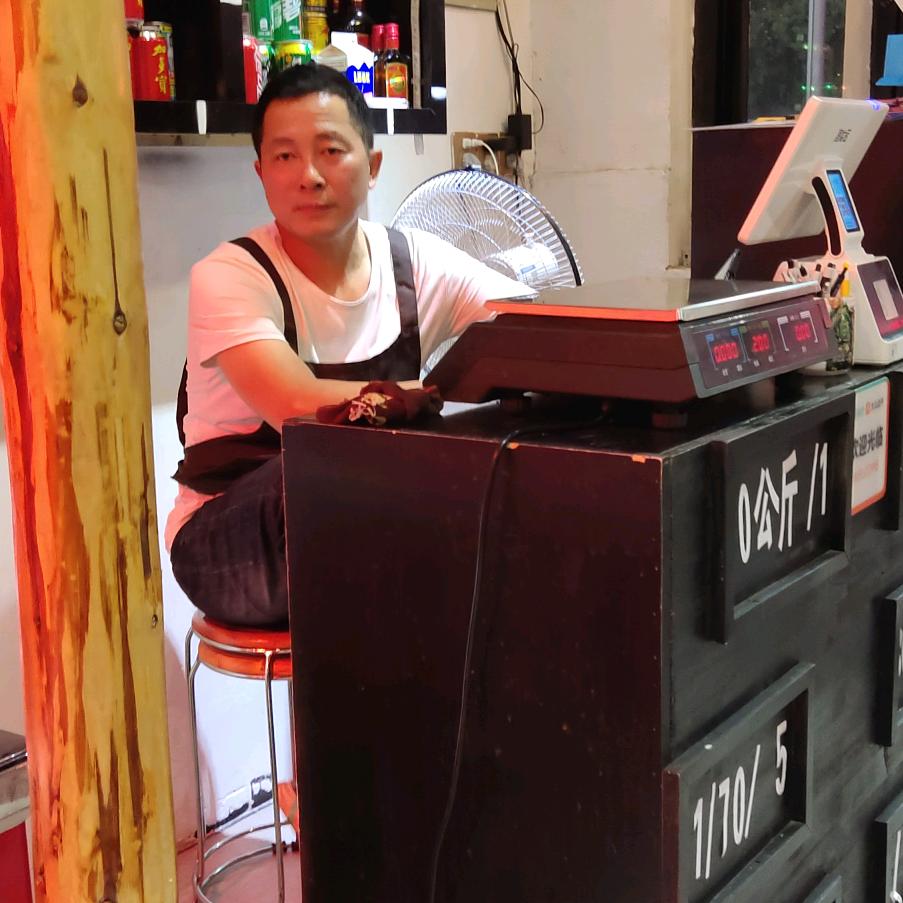 地锅传奇界牌店