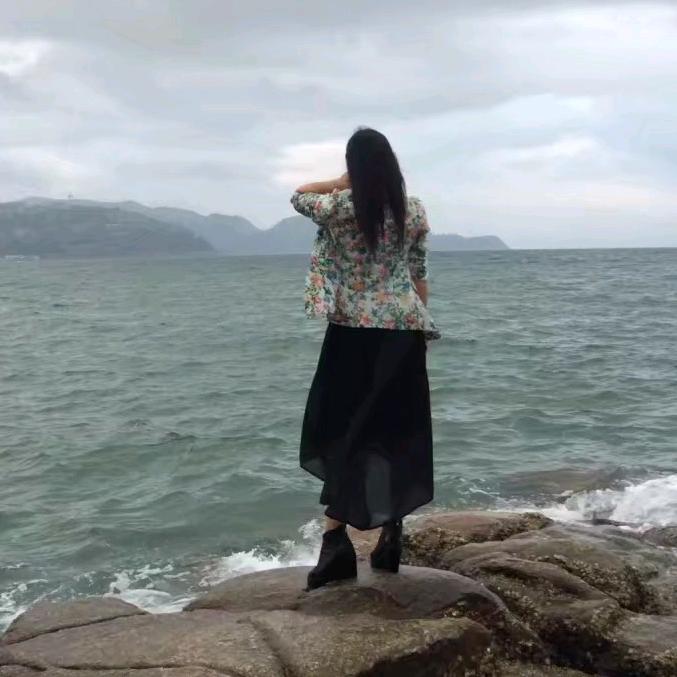 立嫚