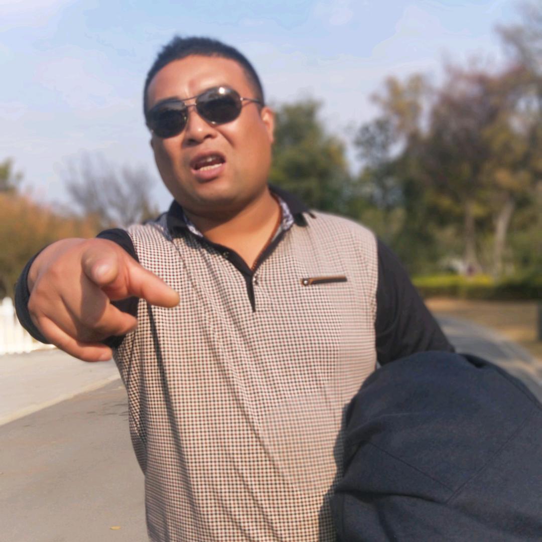 李家麻辣鹅亮哥