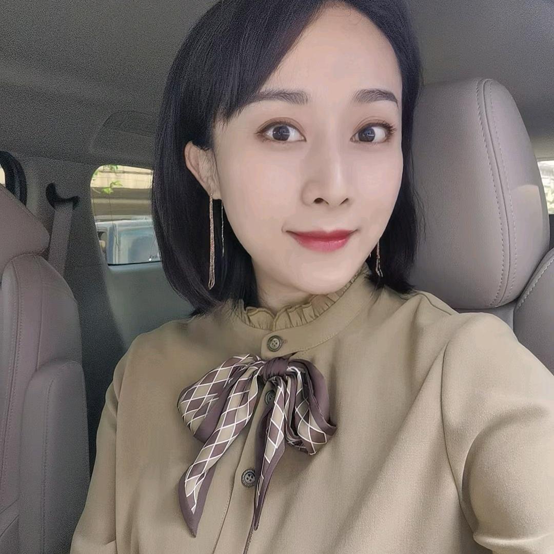 珠宝搭配师大霜