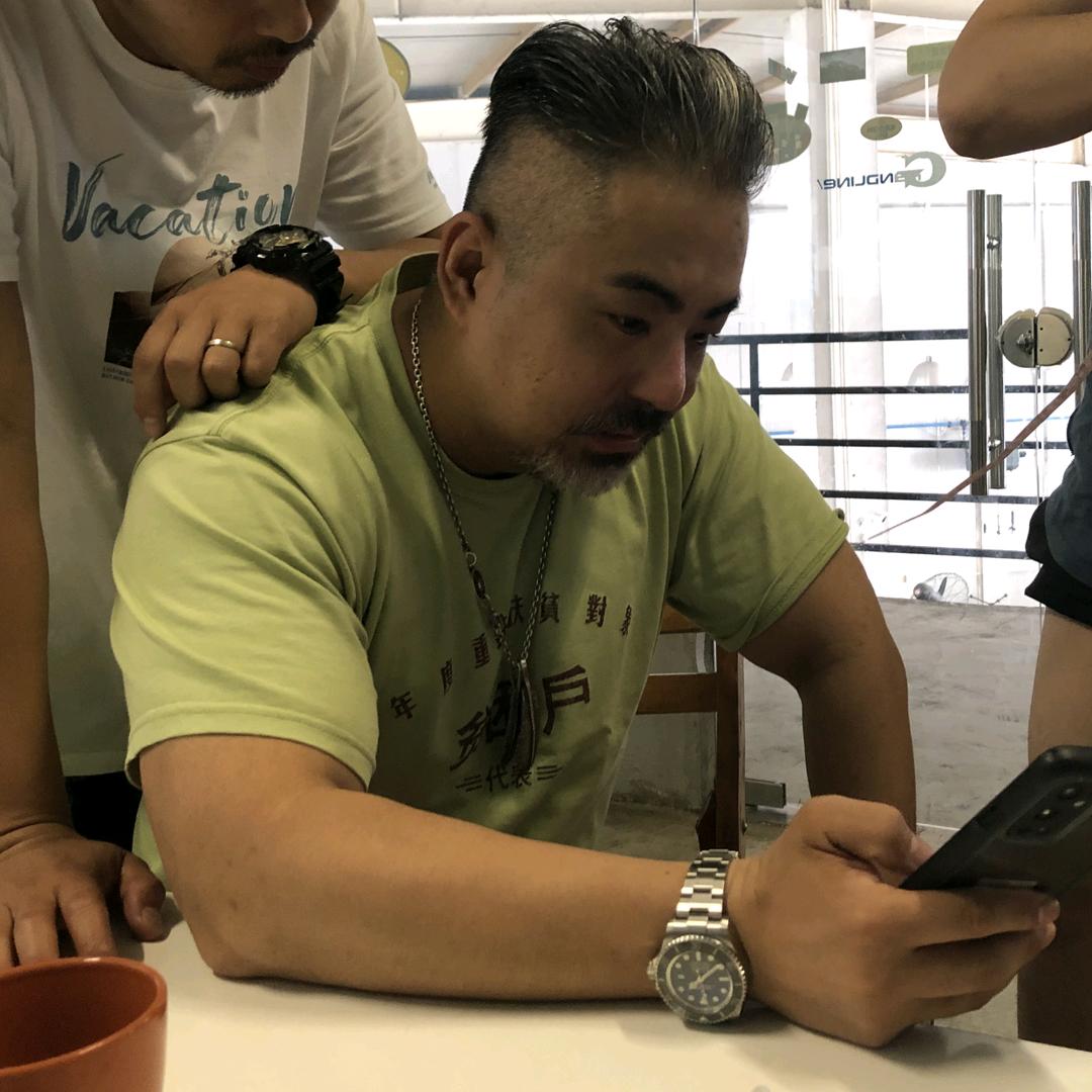 格莱德汽车草帽厂长