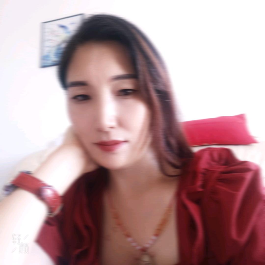 单身姐》唱歌主播（新人报道多多关照）