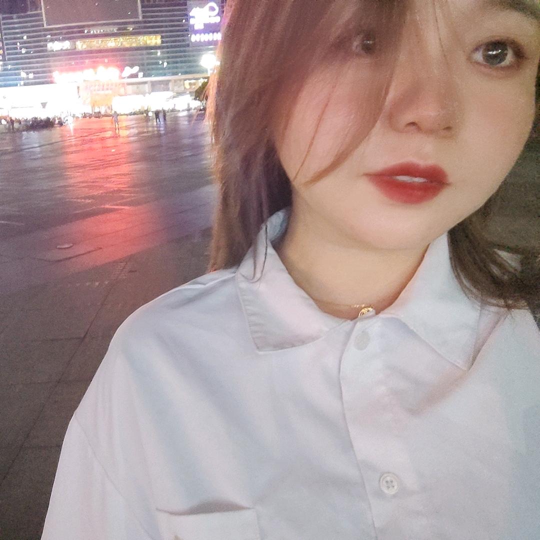 普宁星河明珠湾销售经理 杨芳