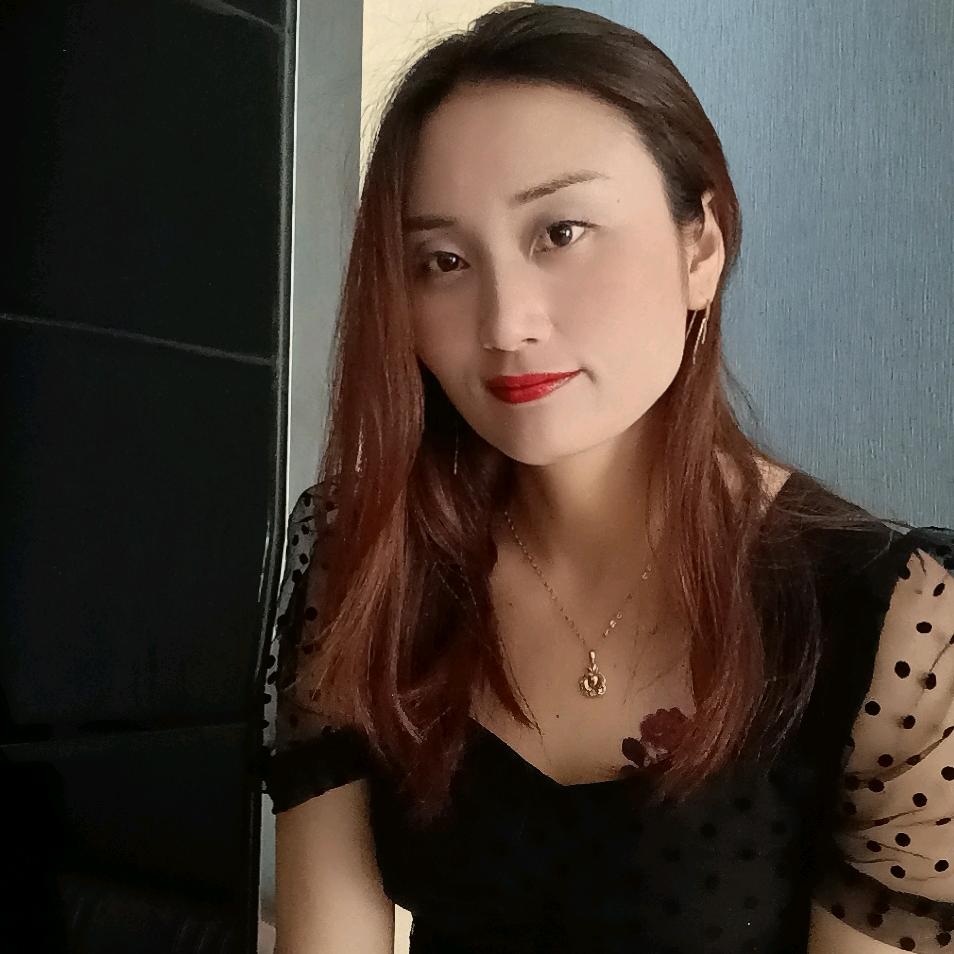 芳看花开半夏 ，等一场遇见半夏