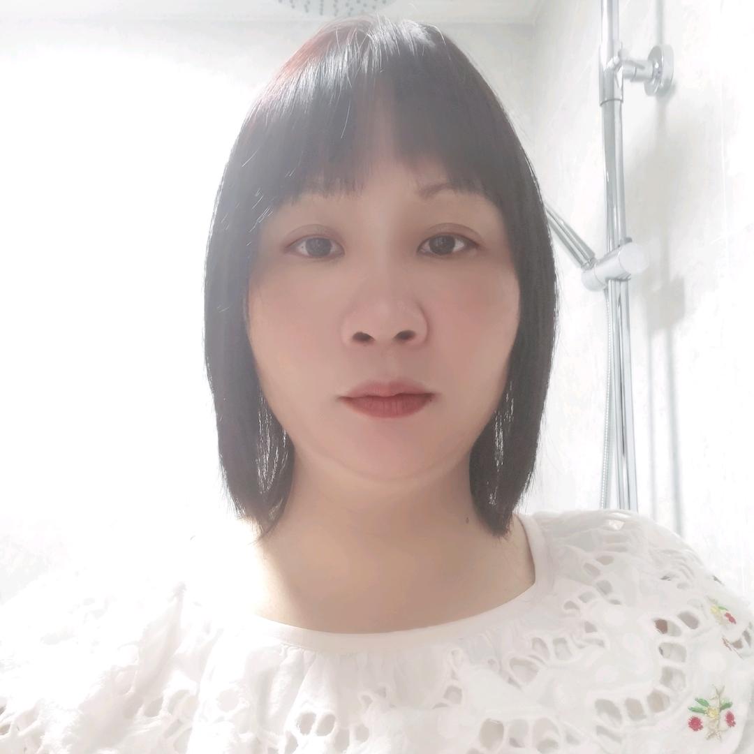 琳琳.