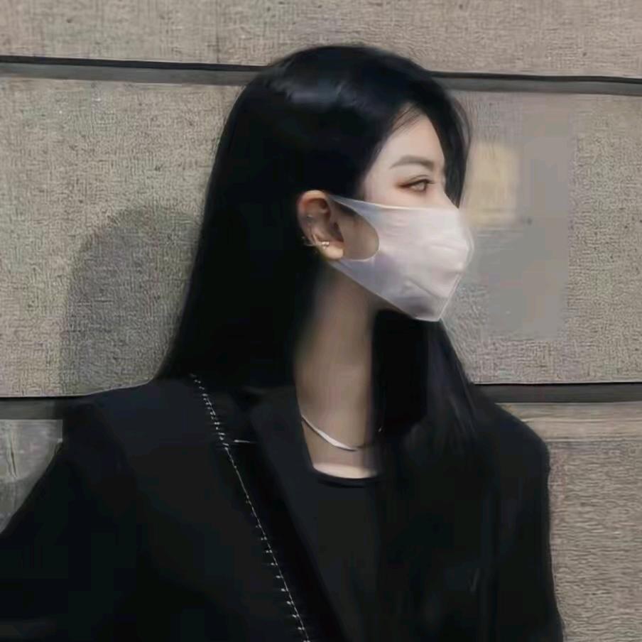 柒月⁷⁷⁰⁸