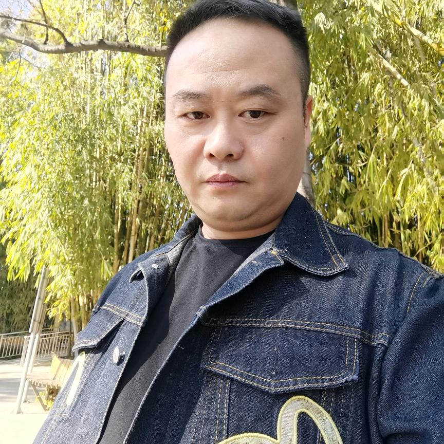 杜石强森