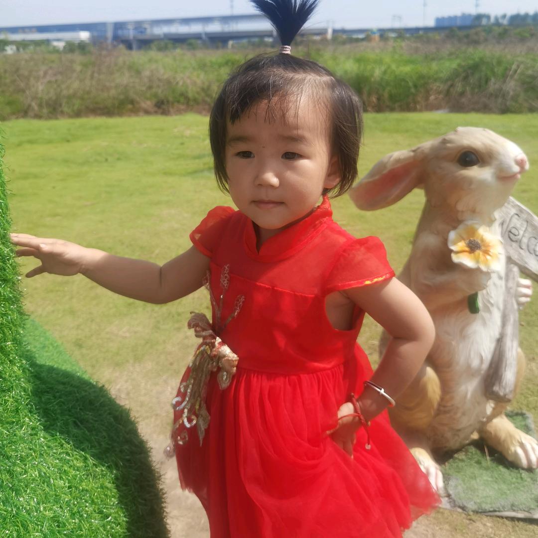 子萱子卉