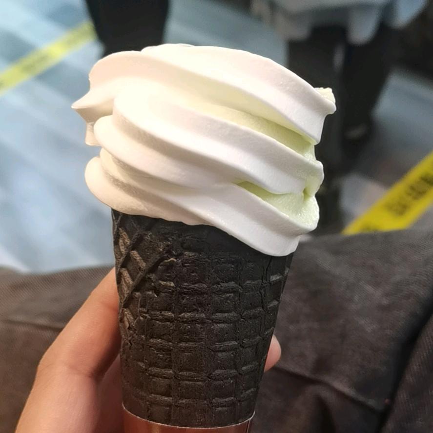 充电不能插耳机