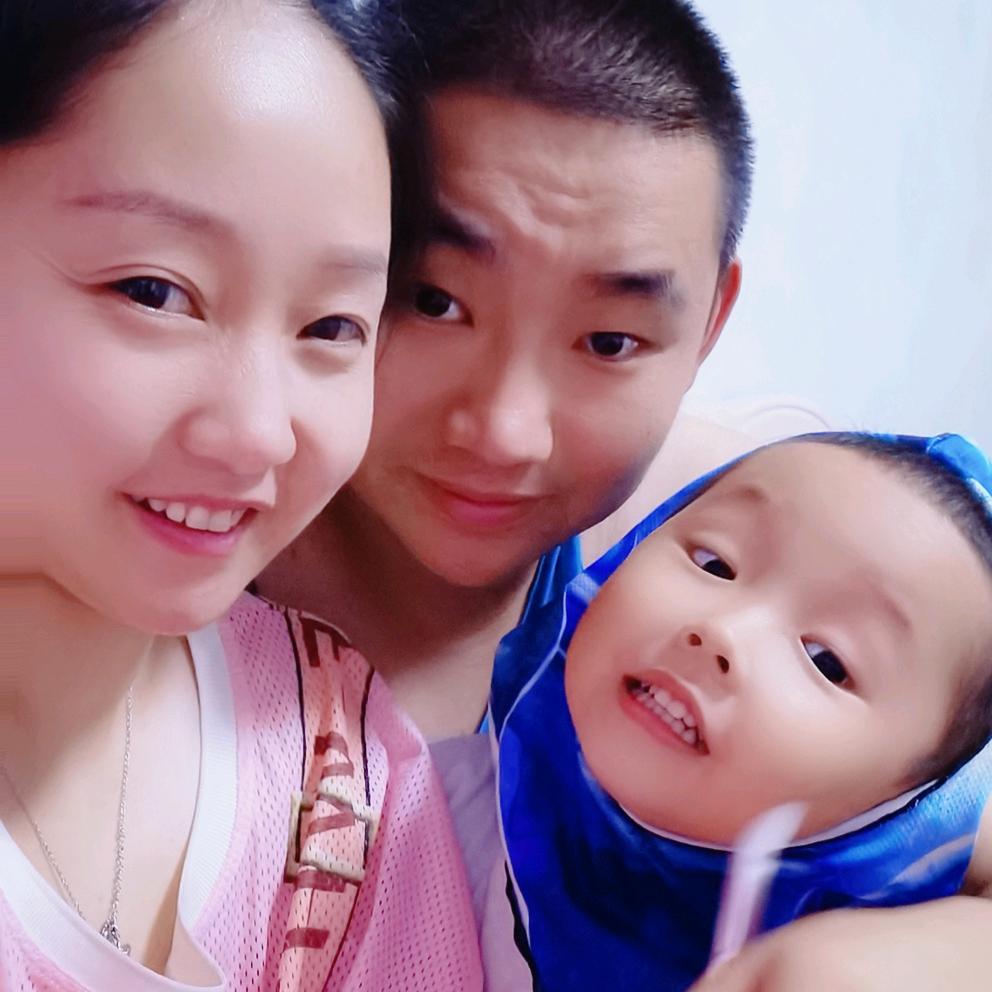 红霞麻辣拌手工炸串