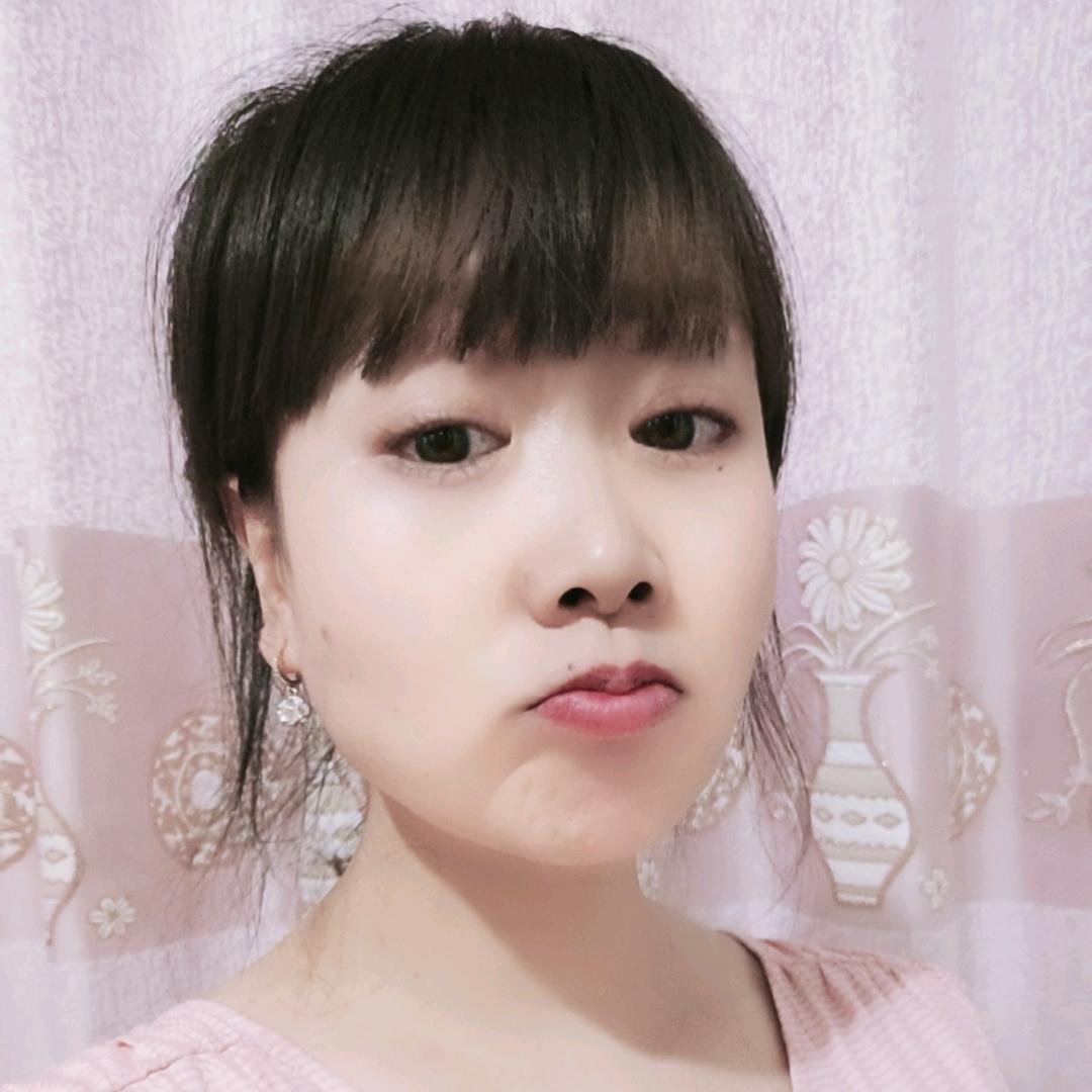 .°ʚ(*´꒳`*)ɞ°.玲玲”