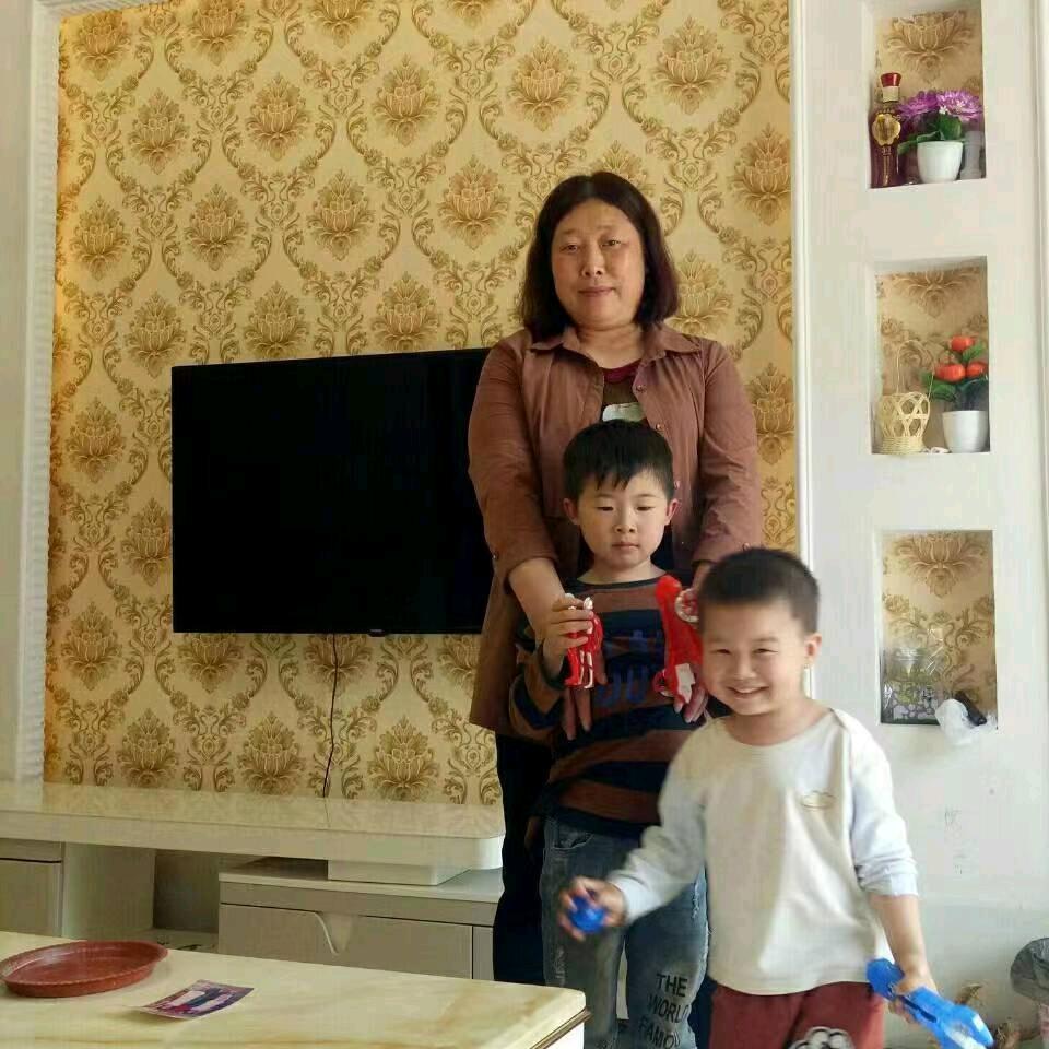 艾显琼