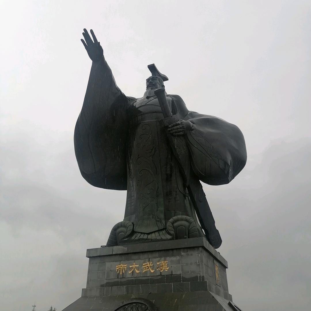 ✎ℳ๓ζ知昂张