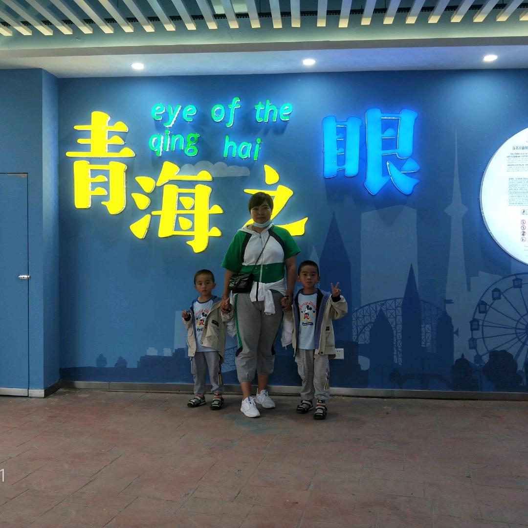 鲁南墙布墙纸 博世吊顶专卖店