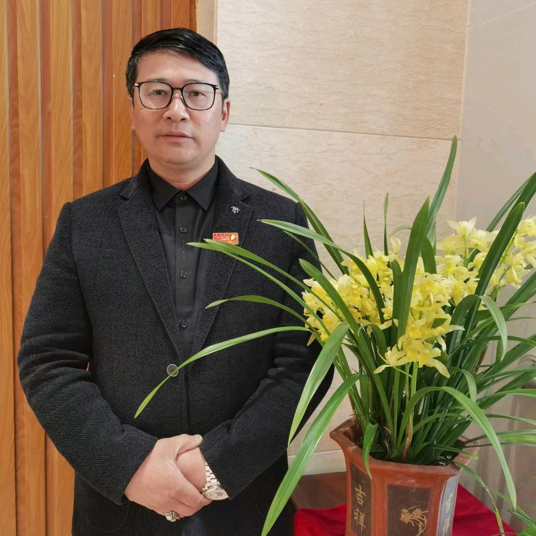 天尖地角童道新