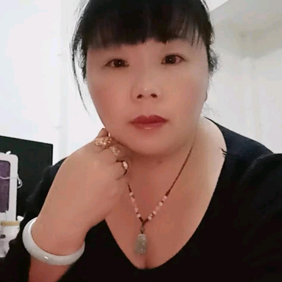 易飞单身打鼓妹