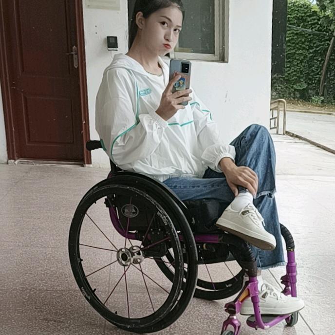 轮椅*杨怼怼